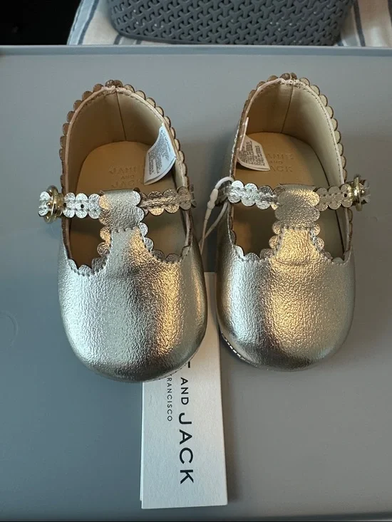 NEW Janie and Jack - Metallic Gold Mary Jane baby Shoes 6-12m