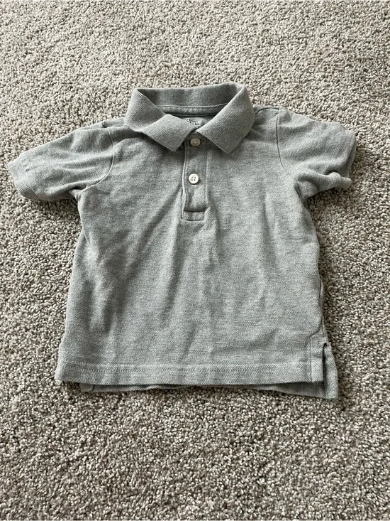 ‼️Mix and Match 3 items for $5‼️ The Children's Place 2T Gray Polo Shirt