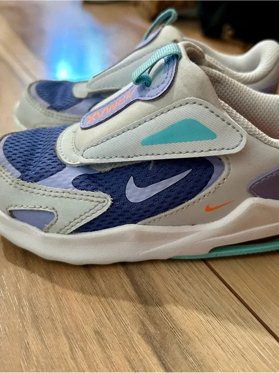 Nike Kids Air Max Bolt