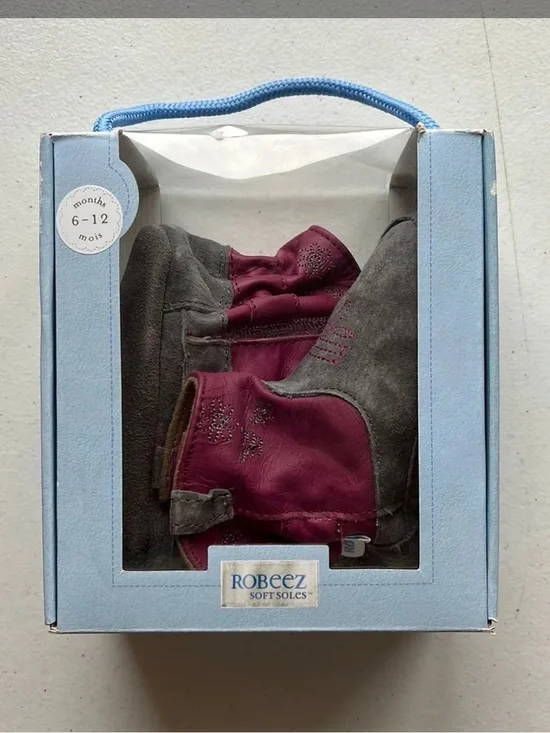 Robeez soft sole leather cowgirl boots size 6-12 months