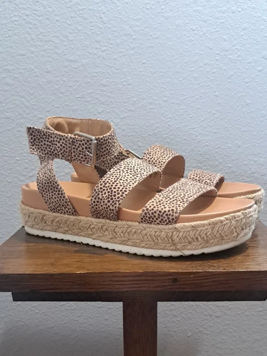 Universal Thread Annie Espadrille Platform Sandals