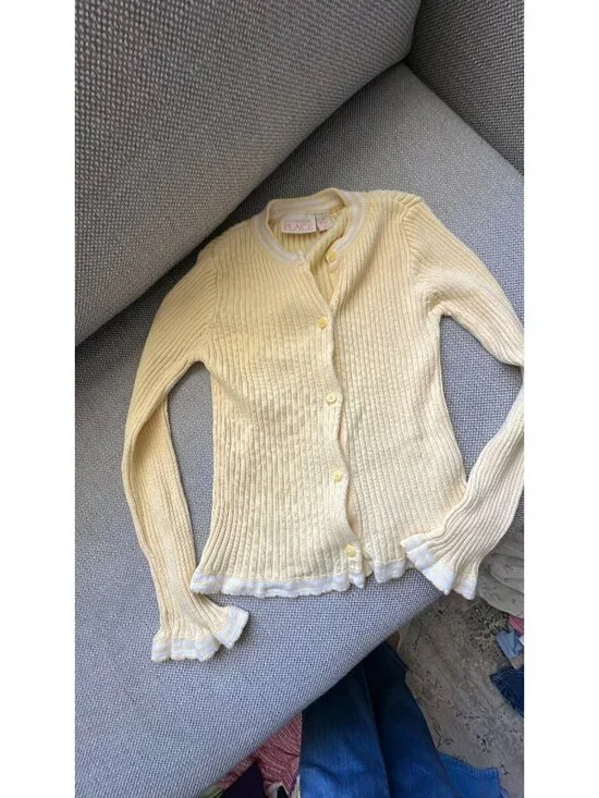 Y2K yellow children’s place ribbed cardigan size 7/8