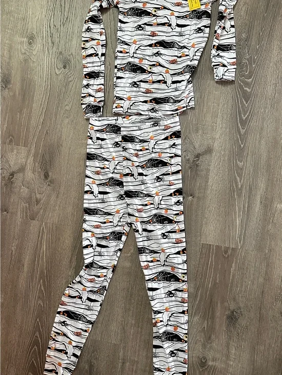 The Children’s Place Halloween Pajamas Glow-in-the-dark Size 14 EUC