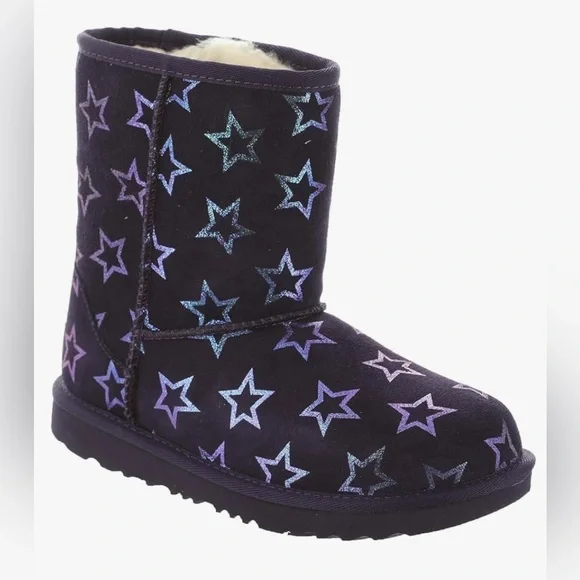 UGG Classic ll Iridescent Stars Boot - Starry Boots Youth/Big Kid Size 6 (NWOT)