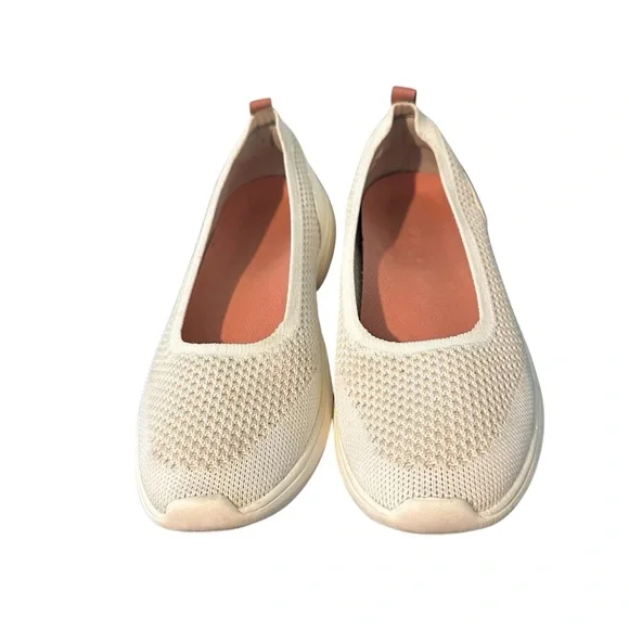 Vionic Kallie Woman's‎ 6M Ivory Slip On Knit Sporty Comfort Shoe