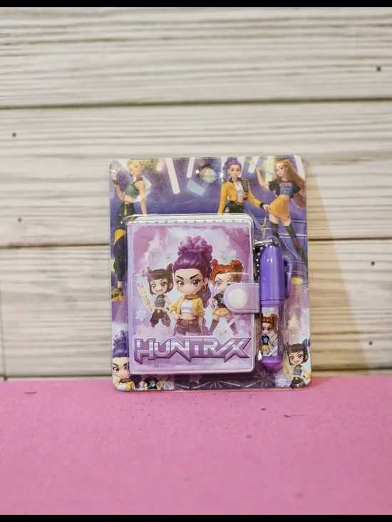 Kpop Demon Hunters Huntrix Girls Mini Stationary Set Journal with Pen