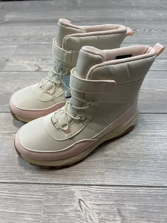 Cat & Jack Kids' Noah Waterproof Hiker Snow Boots Cream 6 NWT