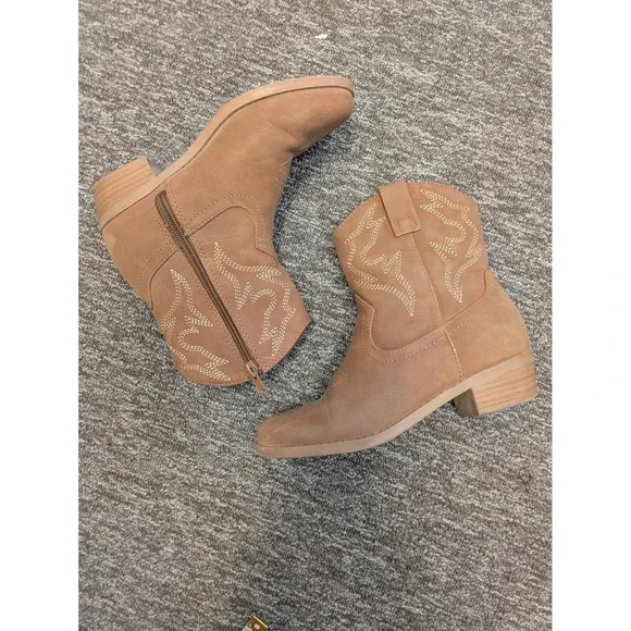 Soda Tan Faux Leather Kids Western Cowboy Boots Side Zip Embroidered Size 2‎