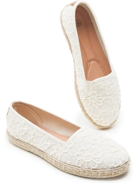 Women's Nude Rubber Flower Embroidered Comfortable Round Toe Casual Ballet Flats