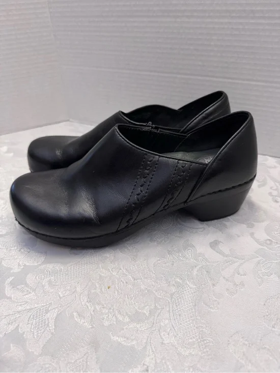 Dansko Sienna Slip On Comfort Shoe Clog Black Leather Size‎ 38 / 7.5-8 Medical