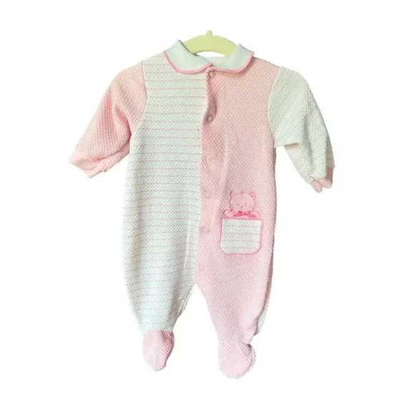 Vintage baby girl footie pajamas sleeper embroidered collar teddy bear onesie