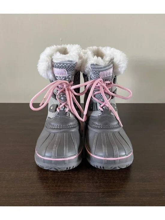 London Fog Collection Girls Size 1 Snow Boots Fair Isle Pattern Faux Fur Trim