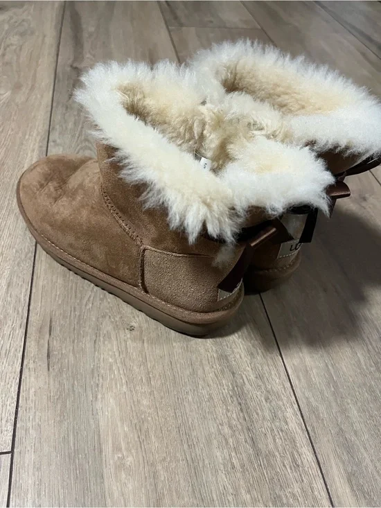 Mini Ugg Bow Boots