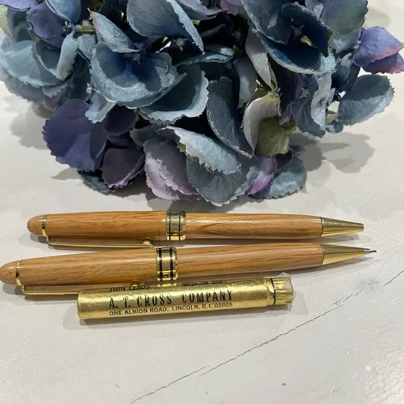 Gold‎ and Tan wood pen and pencil Set with cross pencil refills