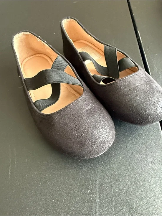 Girls Black Mary Jane Ballet Flats with Cross Strap