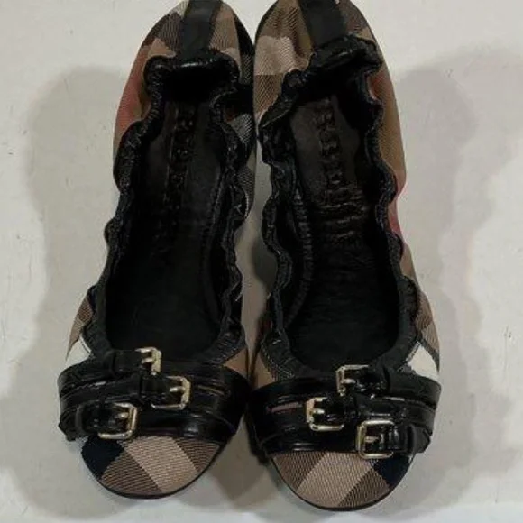 Women's Burberry Nova Check Plaid Ballet Flats w/Triple Buckle Detail Size 38.5