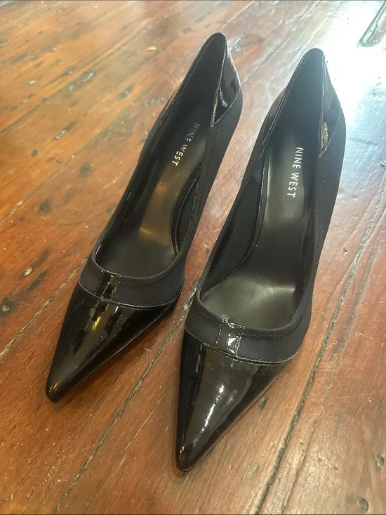 Nine West Black Patent and Fabric Pointed Toe Heels Never Worn