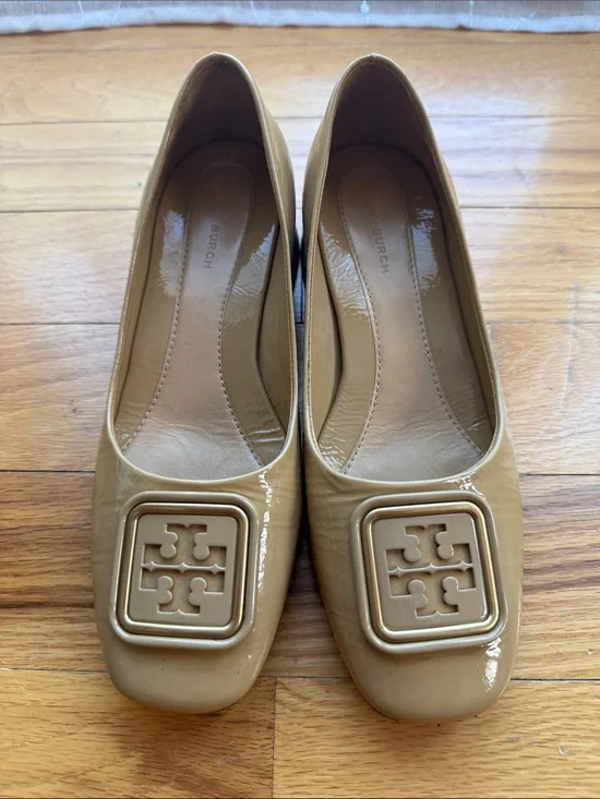 Tory Burch Camel Patent Leather Square-Toe Pump