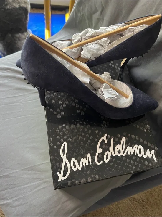 Sam Edelman Navy Suede Pointed Toe Pumps size 9M