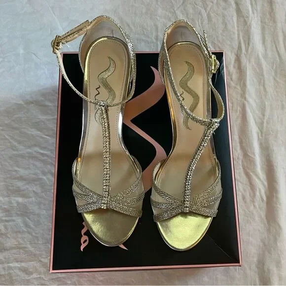 Nina Haviva Rhinestone T-Strap Heels | Gold | Size 8.5