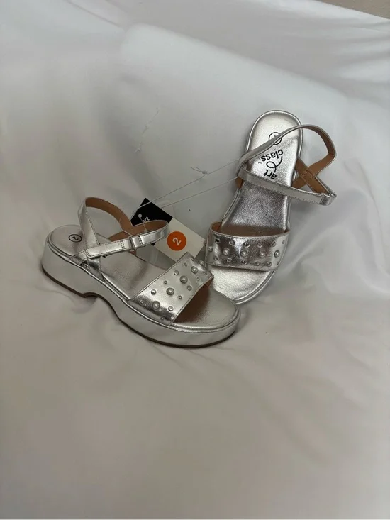 art class Metallic Silver Studded Platform Sandals