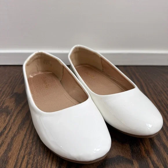 Dream Pairs White Patent Kids Ballet Flats