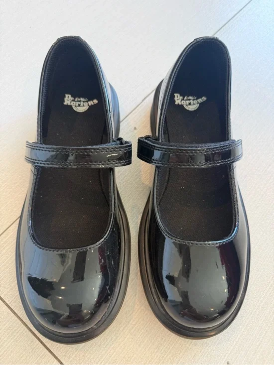 Dr. Martens Maccy Womens Black Patent Leather Loafers Girls Size 4