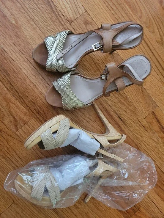 2 Pairs Of Vince Camuto Camryn 8.5 9 Woven Strap Tan & Gold Women’s Sandals