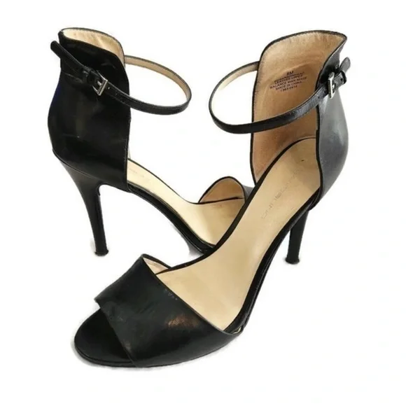 Bandolino Arrowhead Navy Blue Ankle Strap Heels Size 9