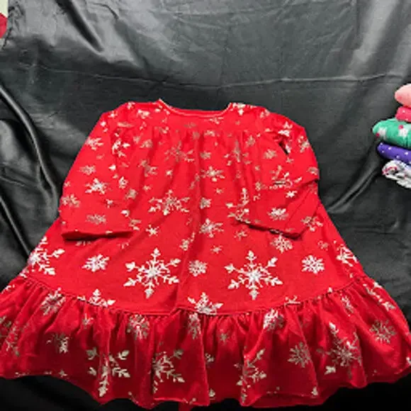 OshKosh B’gosh GIRLS Red Snowflake Long Sleeve Nightgown‎ Size 8Y