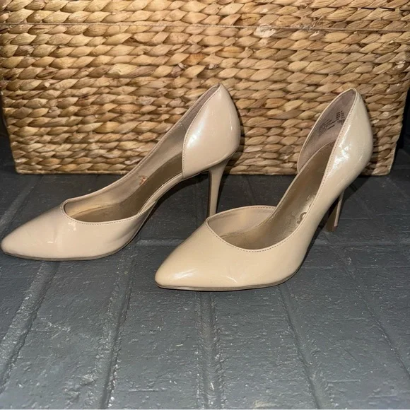 Brash Women's Size 8 Nude‎ Tan Pointed Toe Heels Classy Formal Dressy Pumps