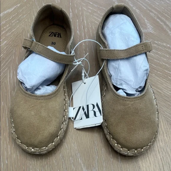 Zara Kids Tan Suede Mary Jane Dress Shoes