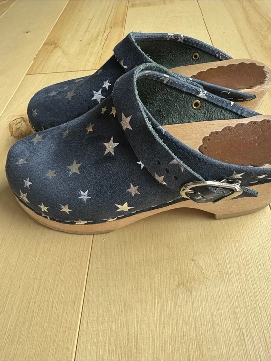 Hannah Anderson Girls Clogs Navy Size 2 EU34