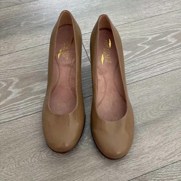 NEW Aerosoles Womens‎ Beige Tan Patent Leather Major Role Dress Pump Heels 10.5M