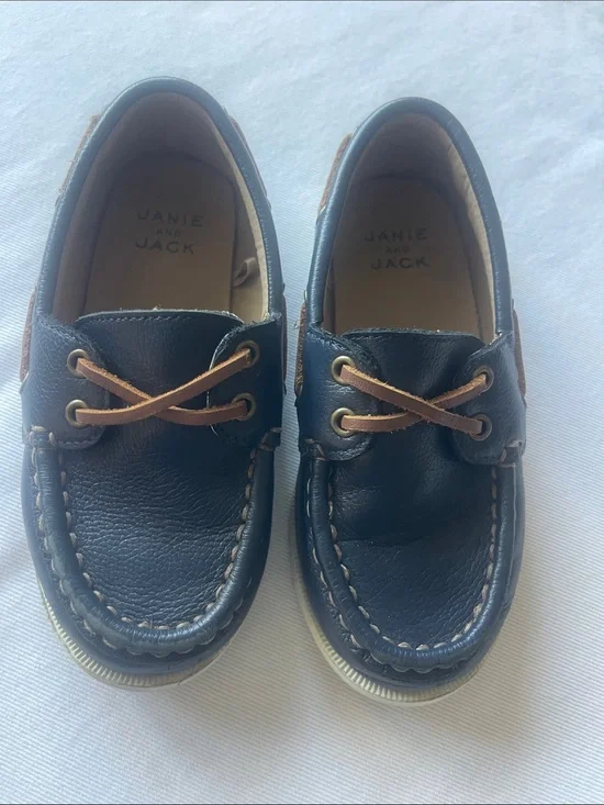 Janie and Jack Boys size 10 Navy Leather Toddler  Boat Shoes with Tan Laces
