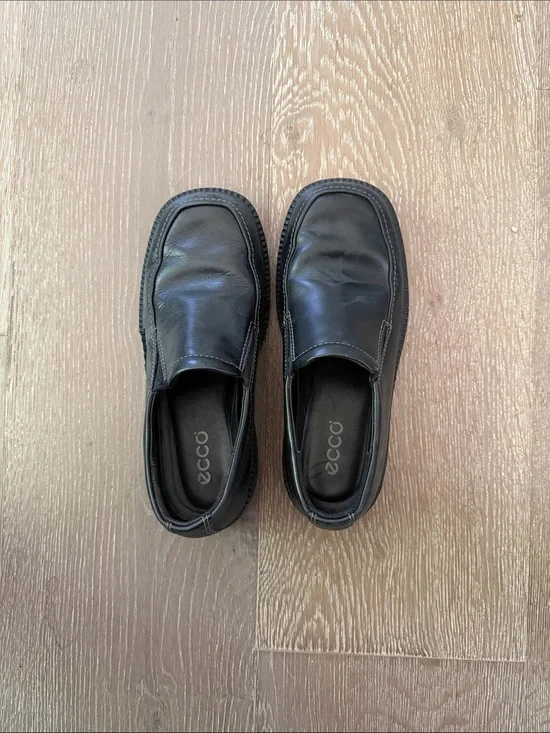 ECCO Men's Black Leather Slip-On Loafers