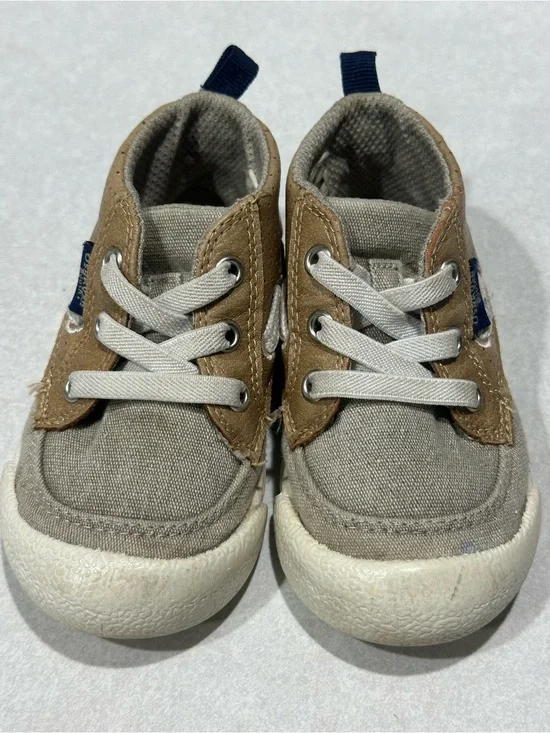 Oshkosh B'Gosh Toddler Boy’s Sneakers Khaki/Tan/Blue Slip-on Shoes Size 6M