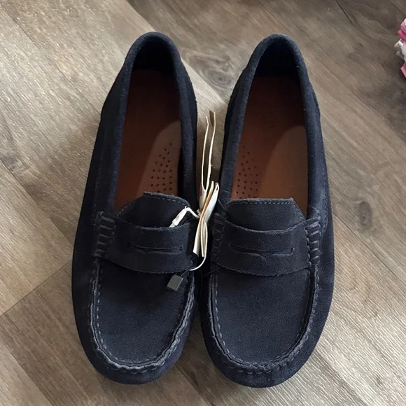 Zara Boy’s Suede Penny Loafers in Navy Blue