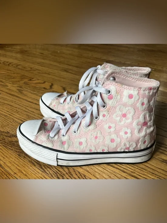 Converse Kids’ Platform Shoes | Pink & White Floral Design | Size 5