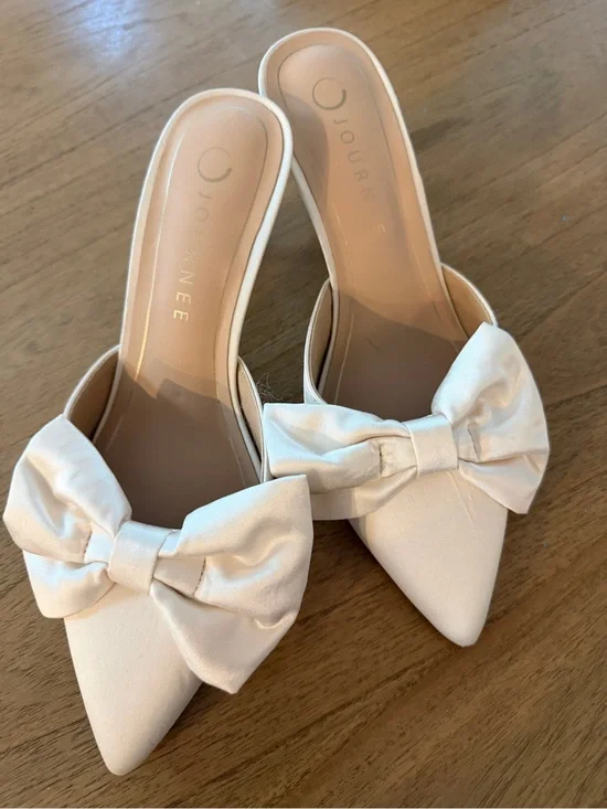 Journee Collection White Pointed-Toe Bow Mules Matte Satin