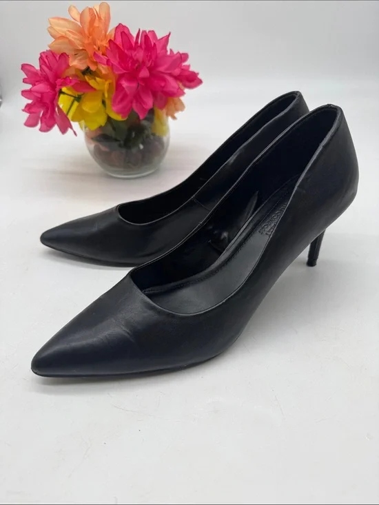 Cynthia Rowley Black Pointed-Toe Leather Pumps Size 9.5 BHE10117E