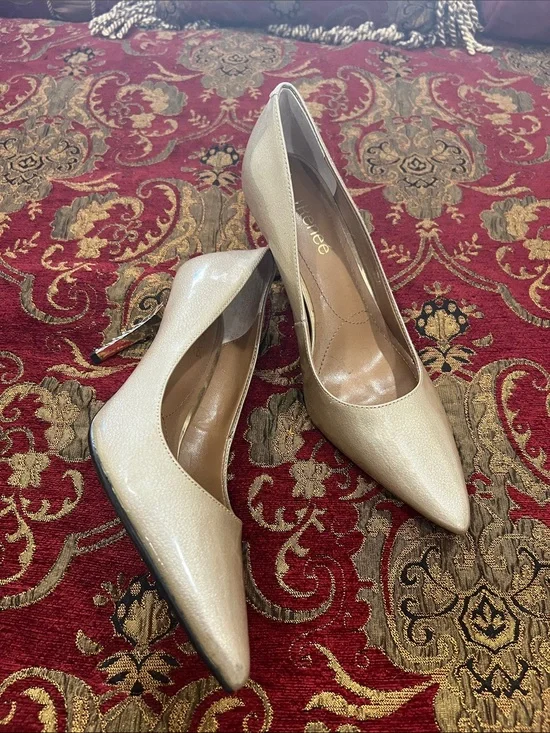 J.Renee Metallic Cream Pointed-Toe Heels