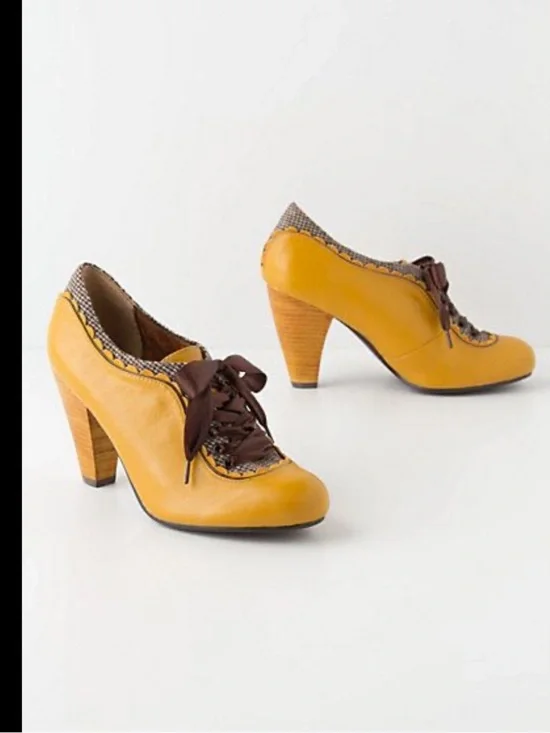 Poetic License Yellow Lace-Up Heeled Oxfords - Women’s 39.5