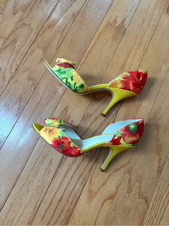 Anne Klein Yellow Floral D'Orsay Heels