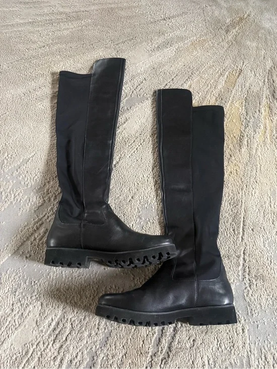 DONALD J PLINER Ronda Tall black Leather Boots over the knee pull on 8.5