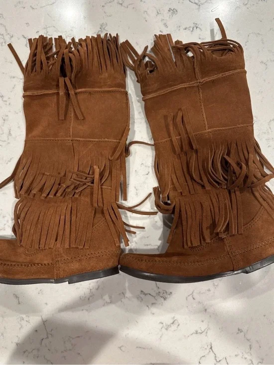 Minnetonka Brown Suede Fringe  Boots