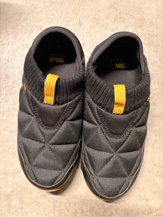 Teva Kids ReEmber Terrain Black Moccasin Slip-Ons big kids size 6 women 7.5