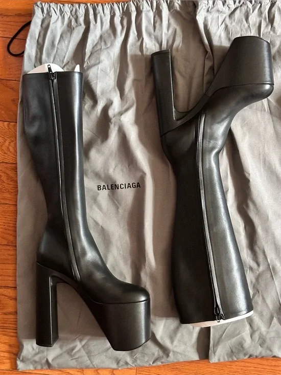 Balenciaga Black Leather Camden Boot H160 (soft calfskin)