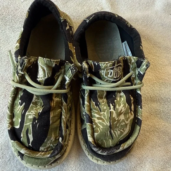 adidas Kids Camouflage Slip-On Moccasins in Green and Black