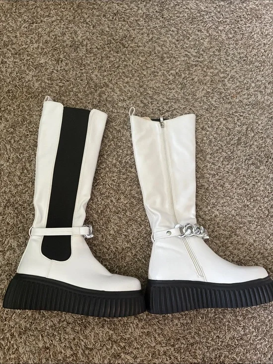 Nasty Gal White Platform Knee-High Boots with Chain Accent. Size 8
